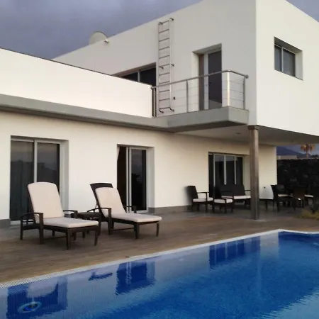 Petit Paradis - A Little Bit Of Heaven Villa *